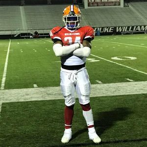 Meet your Posher, Deandre